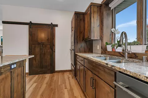 Kitchen - 3558 Wildflower Rd S, Saint Cloud, MN 56301 photo 5 of 6