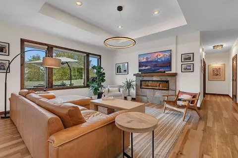 Living - 3558 Wildflower Rd S, Saint Cloud, MN 56301 photo 2 of 2