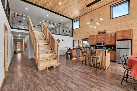 Entry Way - 1913 70th Ave, Jasper, MN 56144 photo 1 of 4