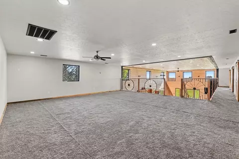 Entry Way - 1913 70th Ave, Jasper, MN 56144 photo 3 of 4