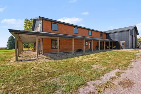 Exterior - 1913 70th Ave, Jasper, MN 56144 photo 4 of 6