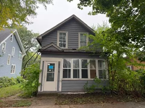 606 Cook Ave E, Saint Paul, MN 55130