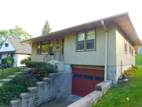 710 Edgar Ave, Saint Paul, MN 55117