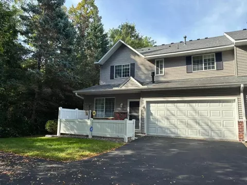 17205 49th Ave N #E, Plymouth, MN 55446