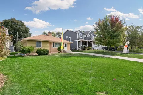 5905 Zenith Ave S, Edina, MN 55410