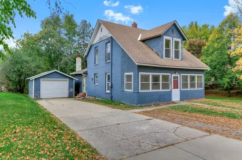 200 Excelsior Ave N, Annandale, MN 55302