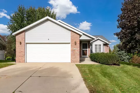 2209 58th St NW, Rochester, MN 55901