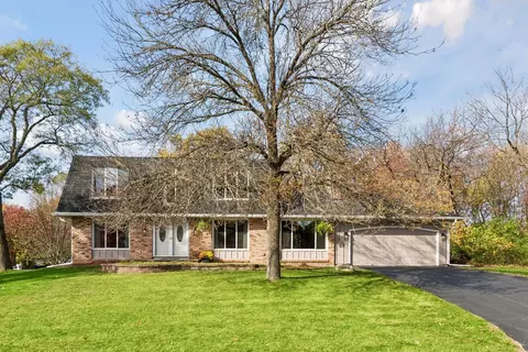 2755 Shadyview Ln N, Plymouth, MN 55447