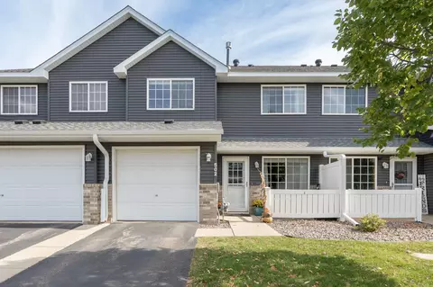 502 Horizon Dr SE, New Prague, MN 56071