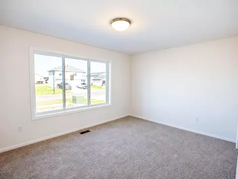 Bedroom - 6013 80 Ave S, Horace, ND 58047 photo 2 of 5