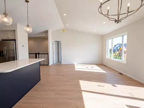 Living - 6013 80 Ave S, Horace, ND 58047 photo 2 of 2