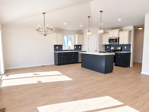 Kitchen - 6013 80 Ave S, Horace, ND 58047 photo 1 of 5