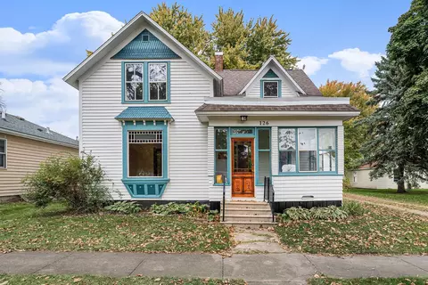 126 1st St SE, Blooming Prairie, MN 55917