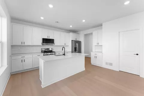 Kitchen - 9831 26th St NE, Saint Michael, MN 55376 photo 1 of 2