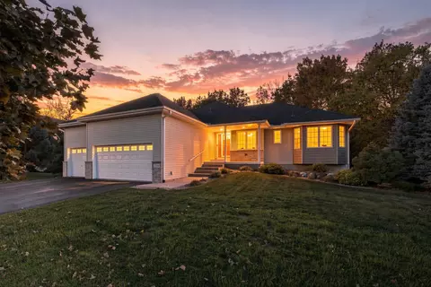 22048 Elston Ave, Forest Lake, MN 55025
