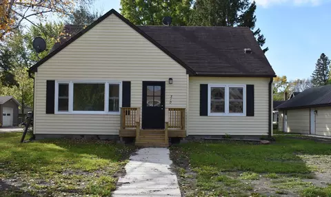Exterior - 310 Cedar Ave, Hector, MN 55342 photo 5 of 8