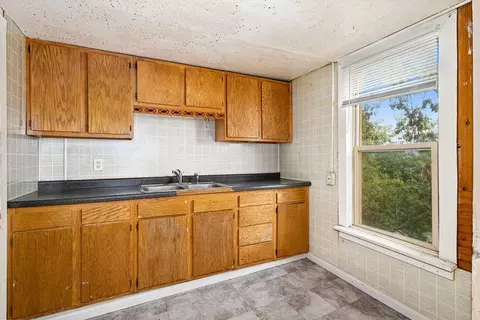 Kitchen - 12 E 5th St, Duluth, MN 55805 photo 2 of 5