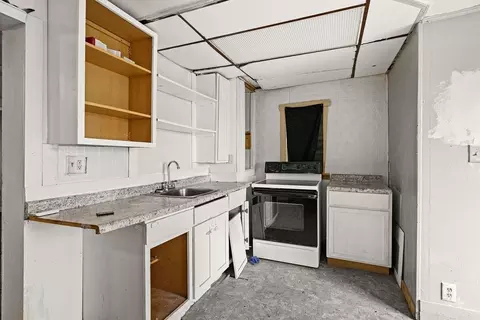 Kitchen - 12 E 5th St, Duluth, MN 55805 photo 5 of 5