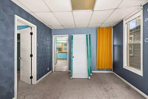 Bedroom - 12 E 5th St, Duluth, MN 55805 photo 4 of 11