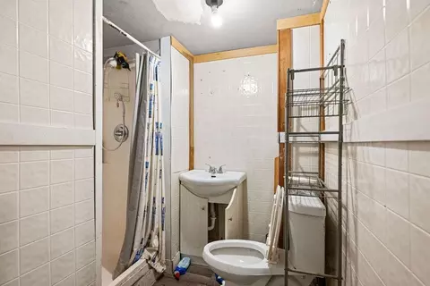 Bath - 12 E 5th St, Duluth, MN 55805 photo 3 of 3