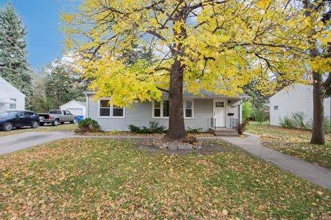1022 9th St S, Moorhead, MN 56560