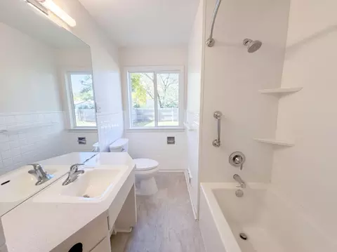 Bath - 1311 15th Ave S, Saint Cloud, MN 56301 photo 1 of 3