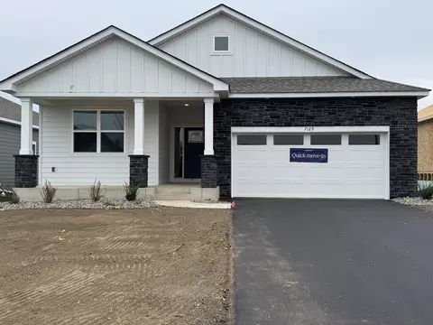 7129 201st St W, Lakeville, MN 55044