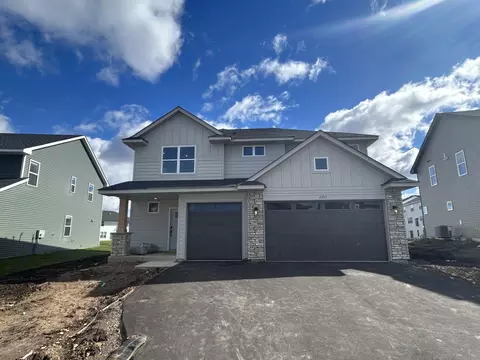2323 Williams St, Shakopee, MN 55379