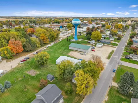 View/Area - 820 2nd Ave SW, Plainview, MN 55964 photo 3 of 5