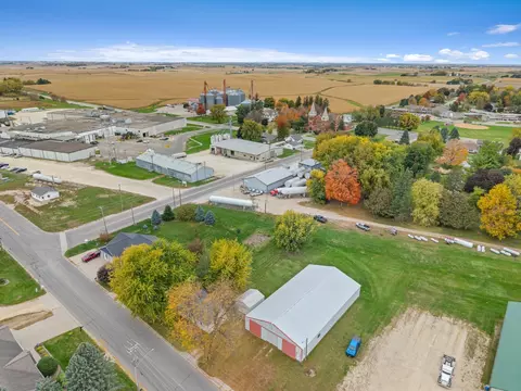 View/Area - 820 2nd Ave SW, Plainview, MN 55964 photo 4 of 5