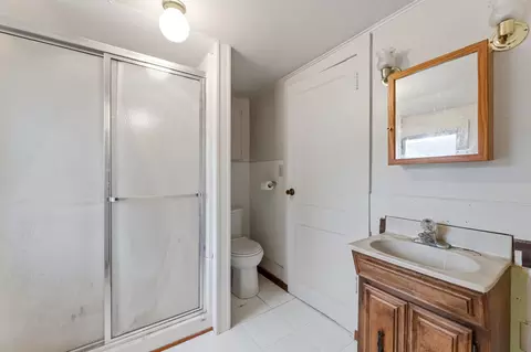 Bath - 820 2nd Ave SW, Plainview, MN 55964 photo 1 of 1