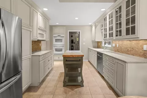 Kitchen - 1617 9th St S, Fargo, ND 58103 photo 5 of 5