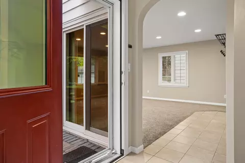 Entry Way - 1617 9th St S, Fargo, ND 58103 photo 6 of 12