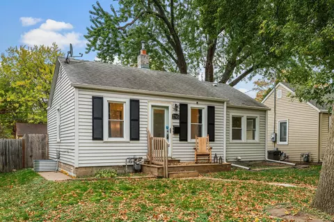 2745 Hampshire Ave S, Saint Louis Park, MN 55426