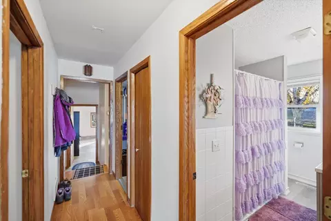 Entry Way - 2043 Pine Knoll Rd, Mora, MN 55051 photo 2 of 3