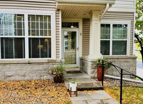 7930 Golden Valley Rd #1, Golden Valley, MN 55427