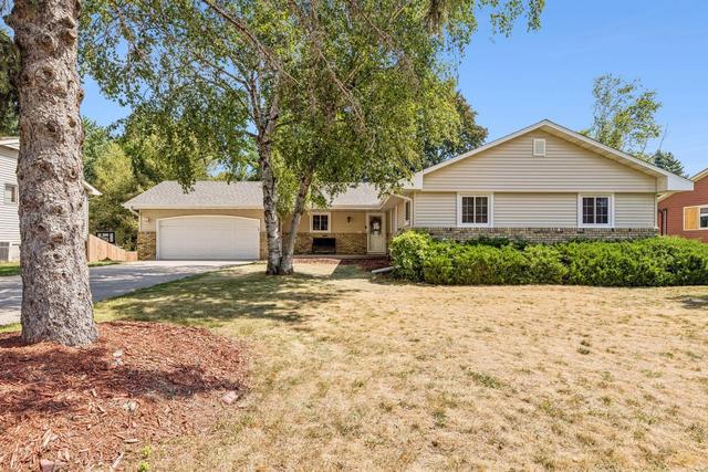95 15th Ave SW, New Brighton, MN 55112