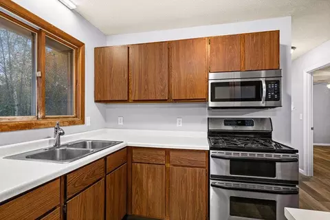 Kitchen - 213 N Cloquet Rd, Proctor, MN 55810 photo 2 of 2