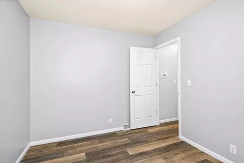 Bedroom - 213 N Cloquet Rd, Proctor, MN 55810 photo 4 of 4