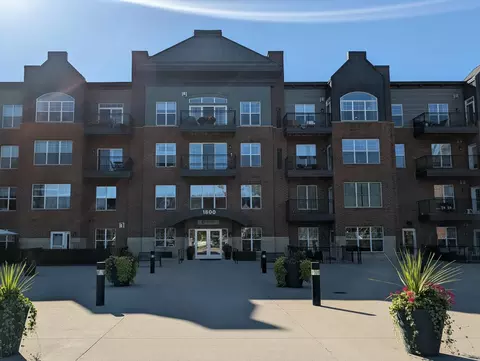 1800 Graham Ave #416, Saint Paul, MN 55116