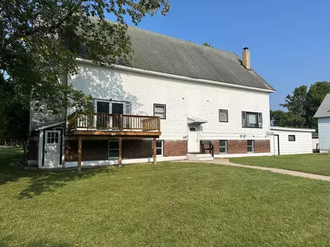 516 7th Ave, International Falls, MN 56649