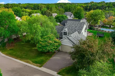 8843 Blackoaks Ln N, Maple Grove, MN 55311