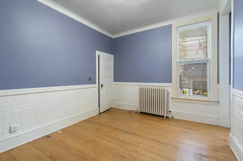 Bedroom - 1625 E 1st St, Duluth, MN 55812 photo 1 of 4