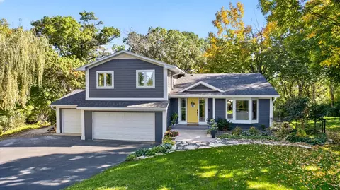 1424 Windsor Chase Dr SW, Rochester, MN 55902