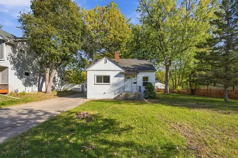 7431 Pillsbury Ave S, Richfield, MN 55423