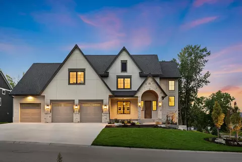 18758 Jarosite Ct, Lakeville, MN 55044