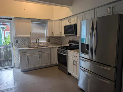 315 Chatsworth St N, Saint Paul, MN 55104