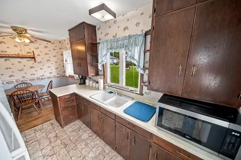 Kitchen - 240 Main Ave S, Harmony, MN 55939 photo 2 of 4