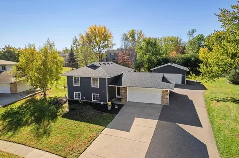 808 Newell Dr, Apple Valley, MN 55124