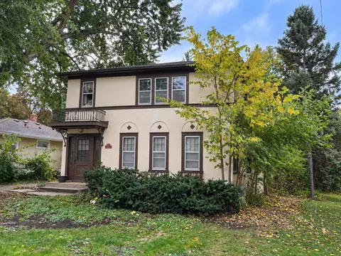 1370 Almond Ave, Saint Paul, MN 55108